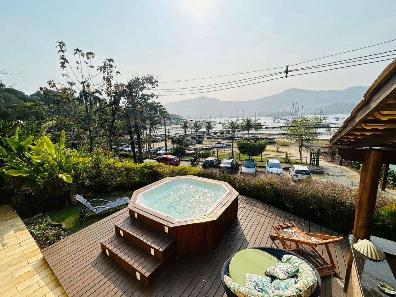 Casa Amarela Acomodação com café da manhã Angra dos Reis Exterior foto
